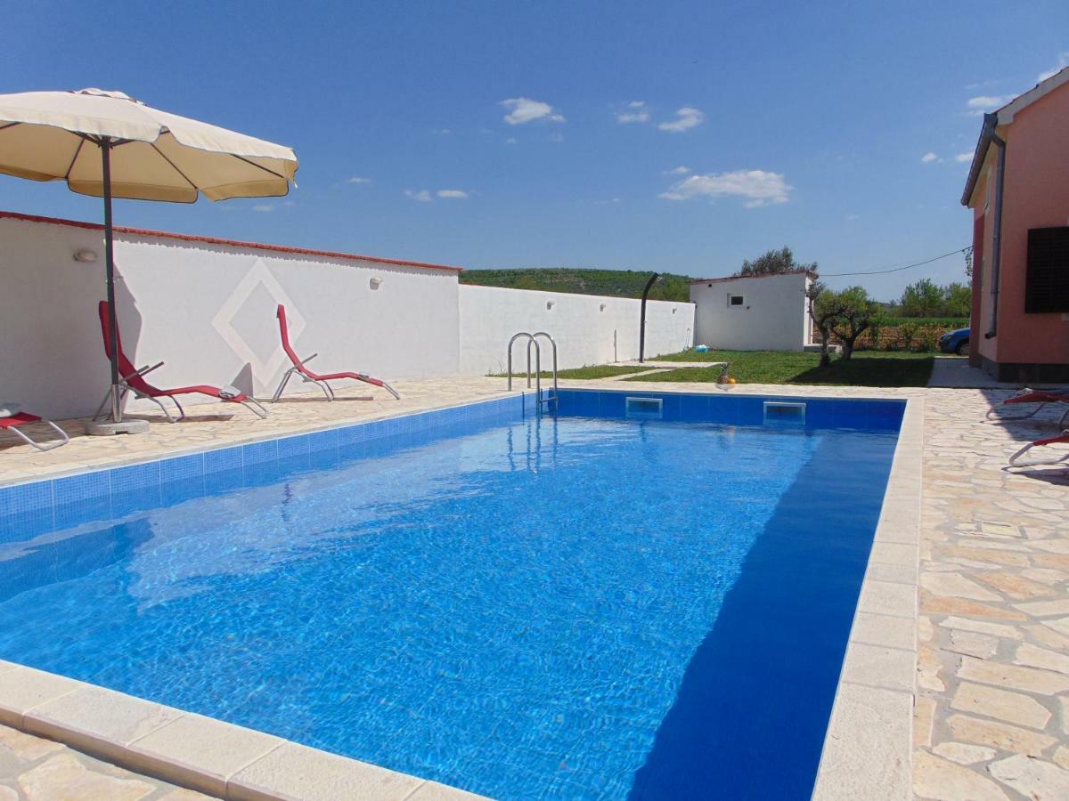 Holiday Home Donji Lepuri Lisicici 外观 照片